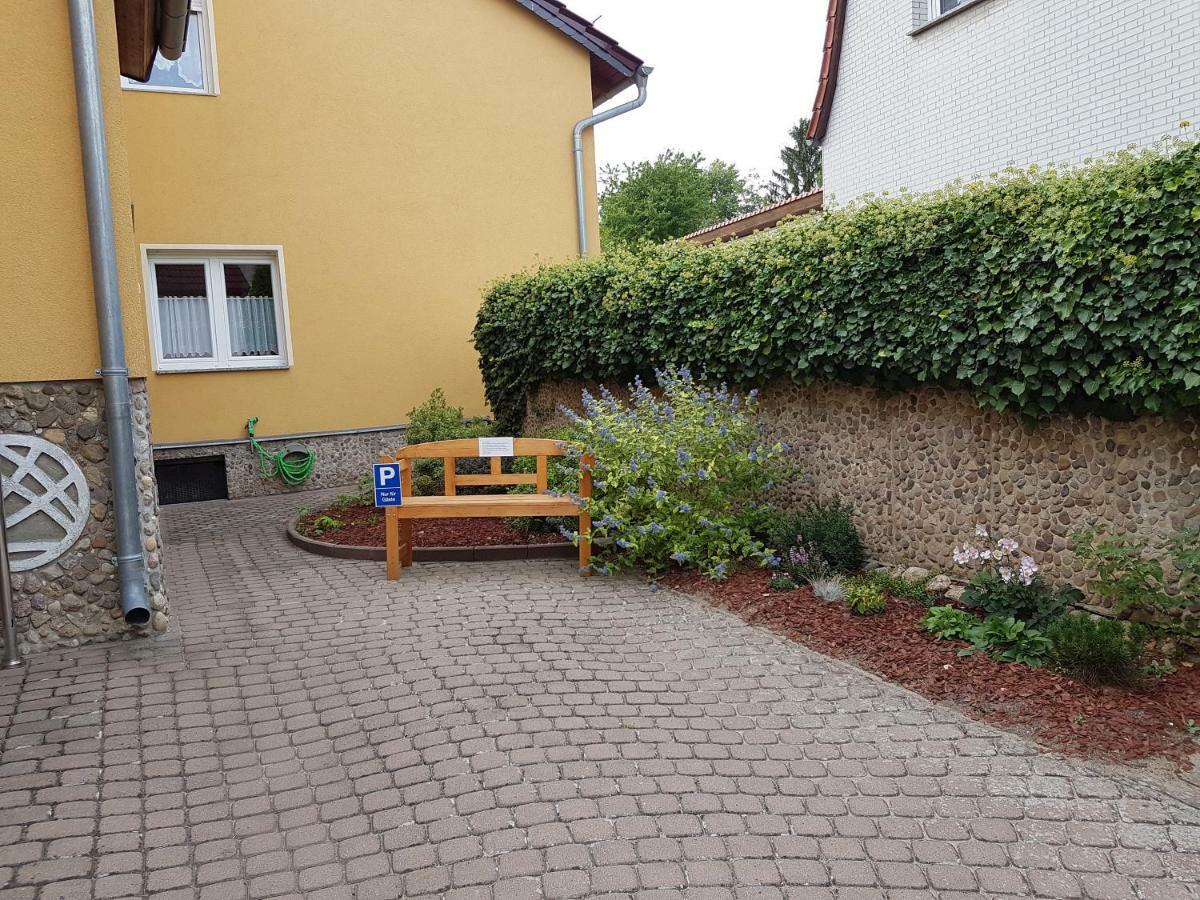 Ferienwohnung Hahn Нойцелле Екстер'єр фото